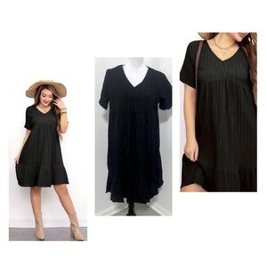 Textured Ruffle Hem Dress, Casual V Neck Short Sleeve Dress, Women's Black NWOT